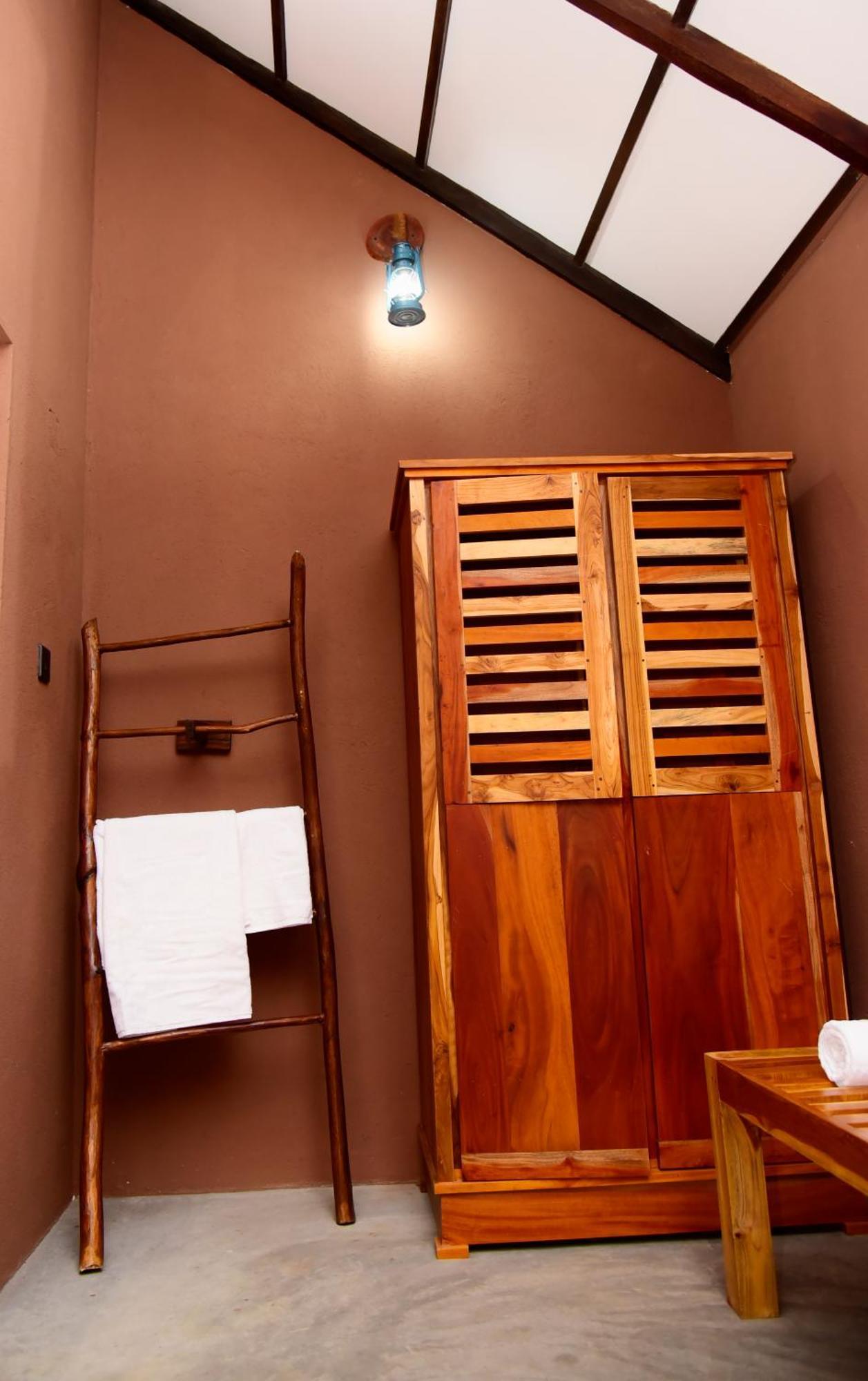 Coco Village Hotel Chilaw Exteriör bild