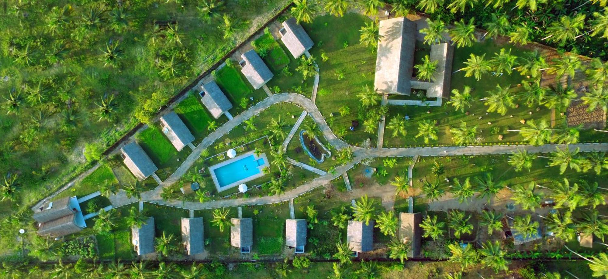 Coco Village Hotel Chilaw Exteriör bild